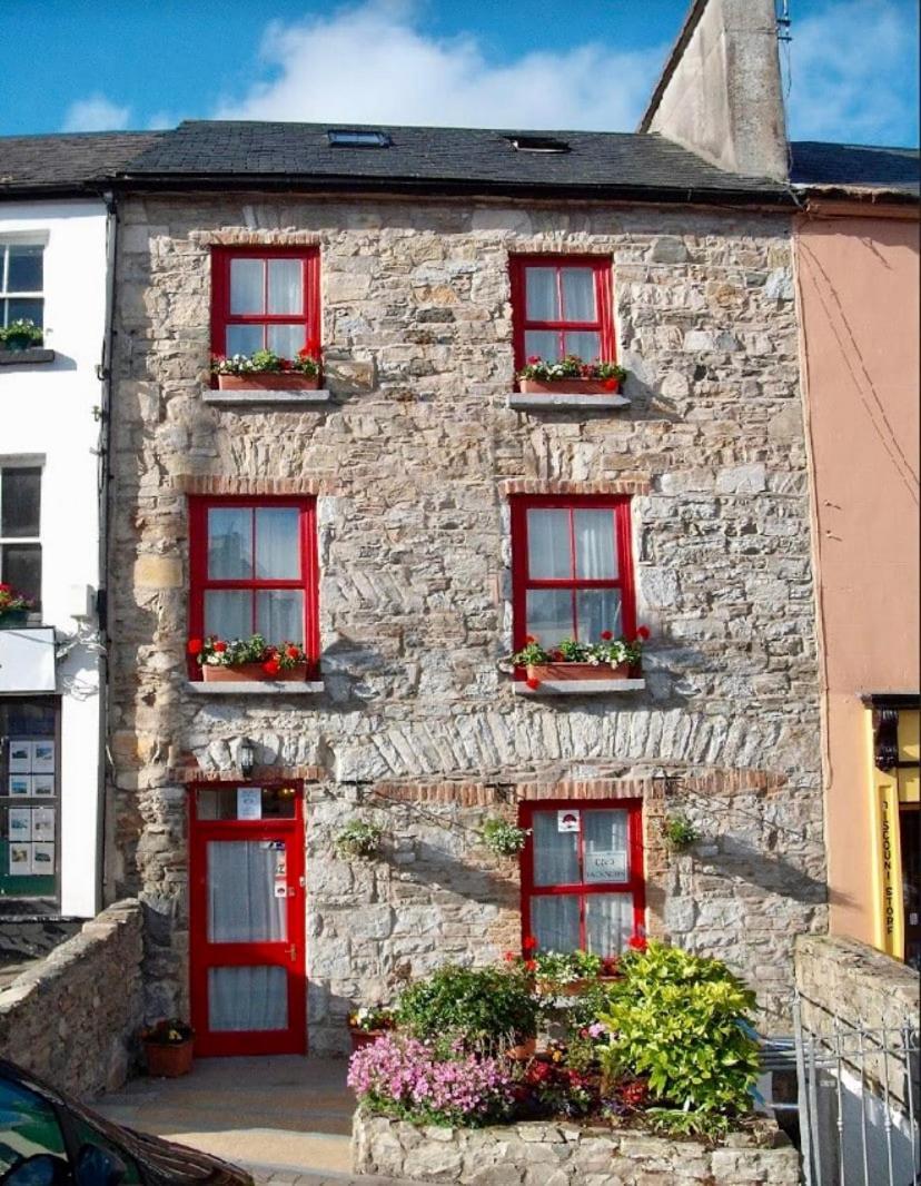 White Heather House Clifden Town Square Екстериор снимка