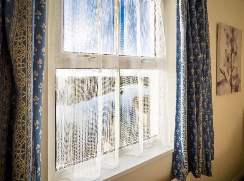 White Heather House Clifden Town Square Екстериор снимка