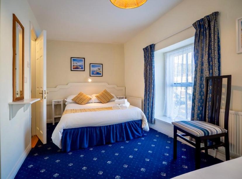White Heather House Clifden Town Square Екстериор снимка